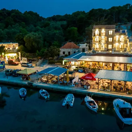 Corallium Imperiale アパート Goveđari