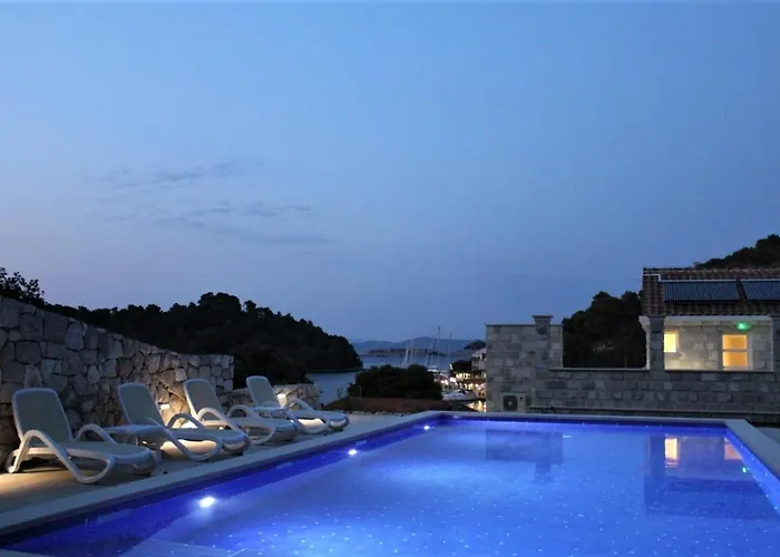 Corallium Imperiale アパート